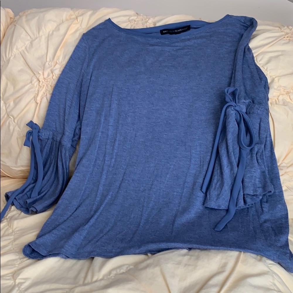 Cute denim blue top
